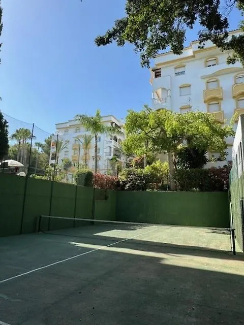 Designed Apartment In Marbella İspanya